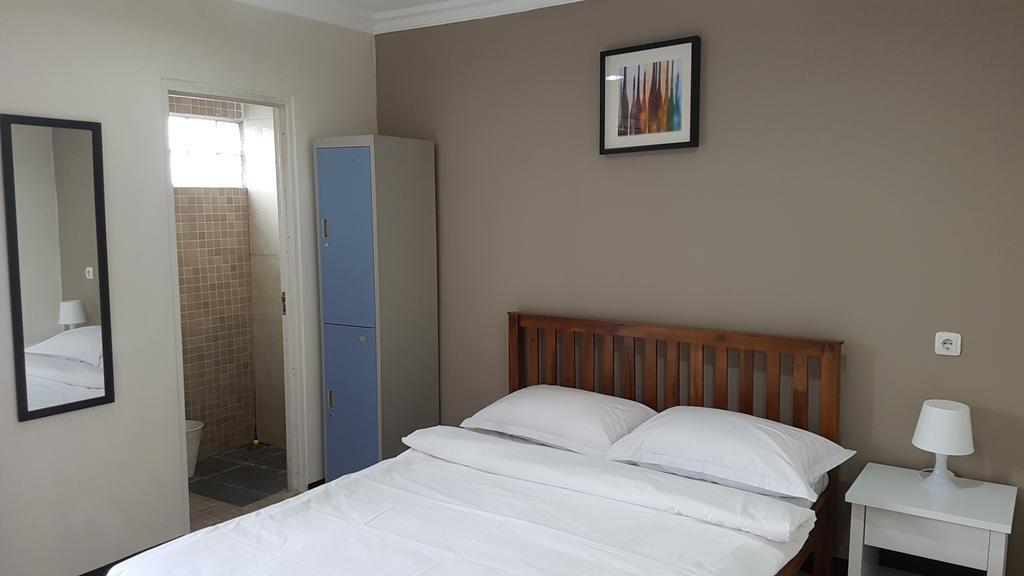 Kayumanis Syariah Homestay Jakarta